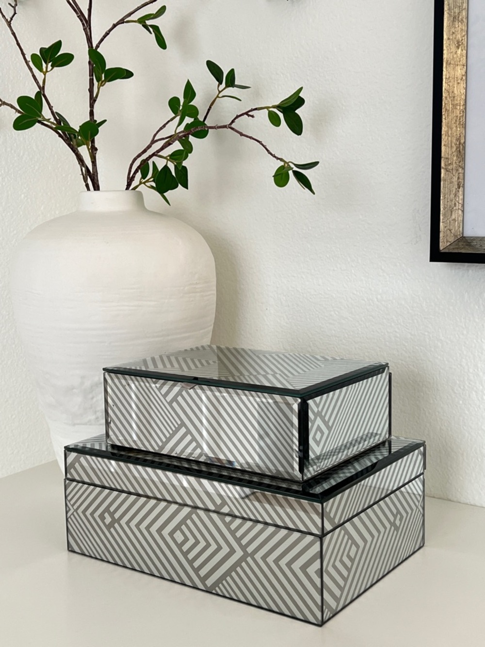 Tahari Home Large Organizer/Jewelry Box